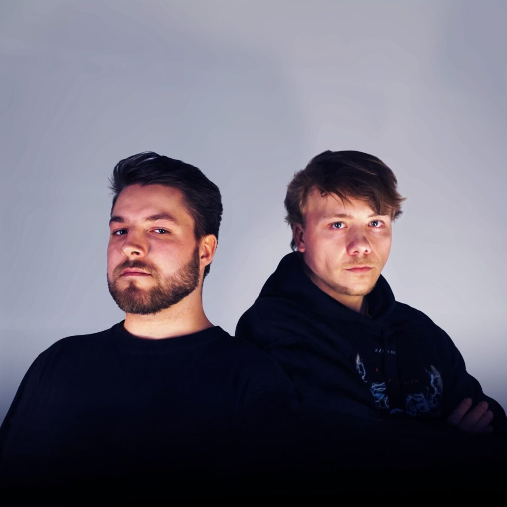Lukas und Yannik von Yoink Music aus Hamburg als Portrait